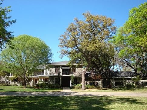 2530 Hampstead