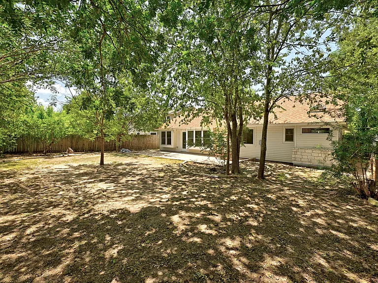 2702 Goldbridge Dr — Photo 27