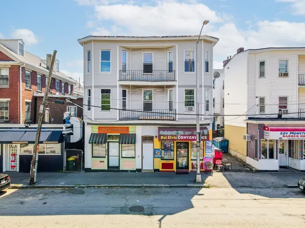 694 Merrimack St, Lowell, MA 01854