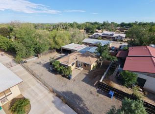 5833 Guadalupe Trl NW, Albuquerque, NM 87107