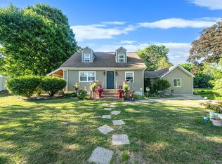 35 Oklahoma Avenue, Bay Shore, NY 11706
