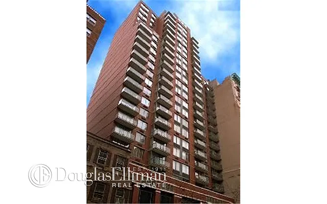 Rented by Douglas Elliman | media 29