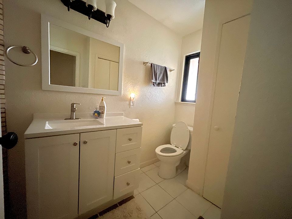 1st image of 1813 Wright St #1