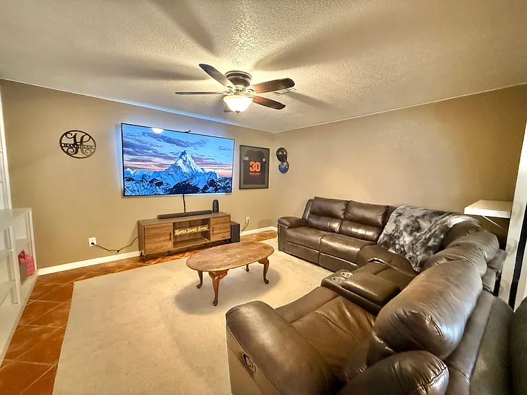 1120 S Hereford Ave — Photo 7