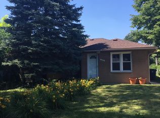 1395 Kensington Dr, Ann Arbor, MI