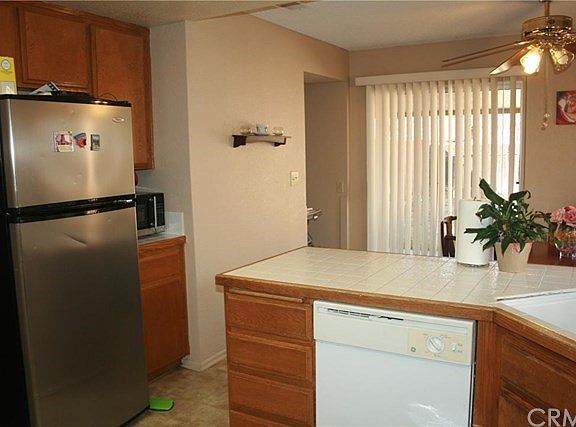 3rd image of 12145 Ponce De Leon Dr