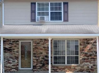 18 Sitting Bull Dr, Saint Albans, WV 25177