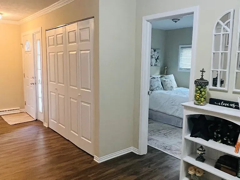 375 Hemingway Dr — Photo 22