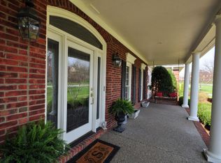 12201 Owl Cove Pl, Anchorage, KY 40223