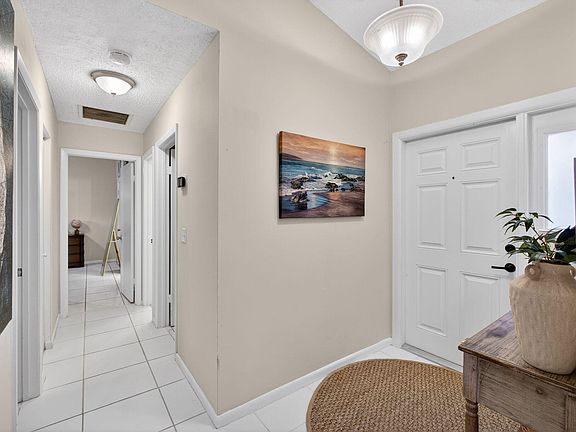 4th image of 154 Rosewood Circle