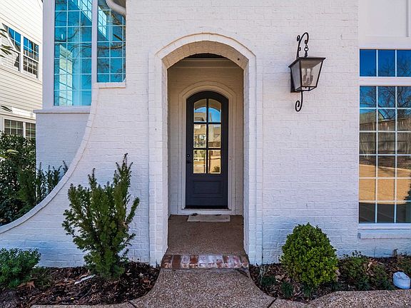 2nd image of 1117 E Irvin Dr Lot 1