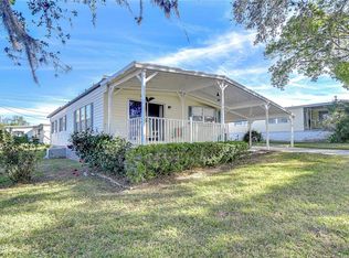 6130 Crestview Ln, Zephyrhills, FL 33542