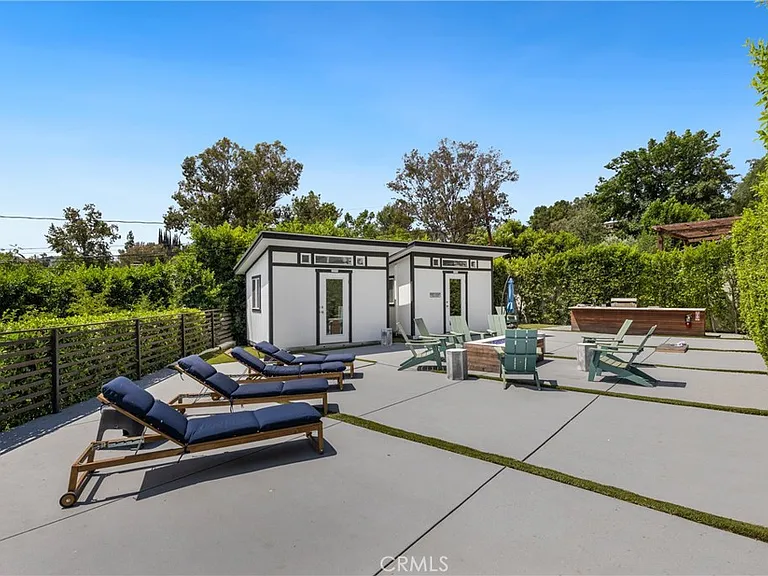 5150 Campo Rd — Photo 24