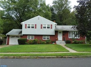12 Merritt Dr, Lawrence Township, NJ 08648
