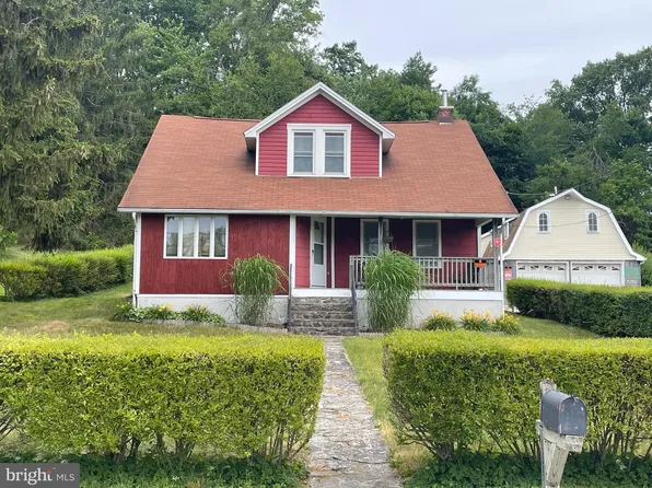 13381 Pennersville Rd, Waynesboro, PA 17268