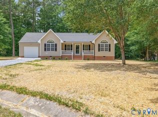 3904 Fawn Ct, North Dinwiddie, VA 23803