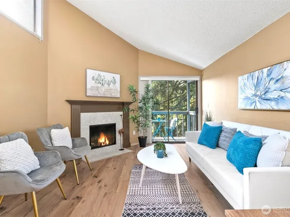 3302 I St NE #A301, Auburn, WA 98002