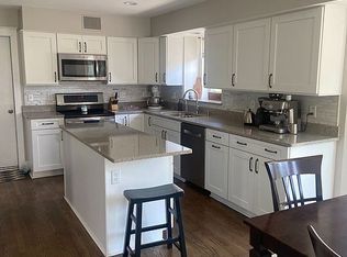 374 Westfield Way, Pewaukee, WI 53072