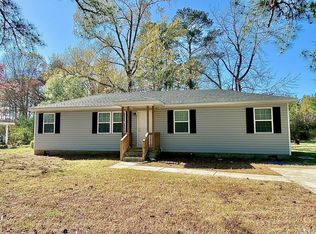 1569 Mill Pond Rd, Elizabeth City, NC 27909