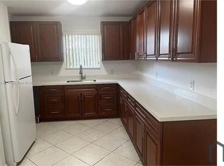 181 NW 47th Ave #8, Miami, FL 33126