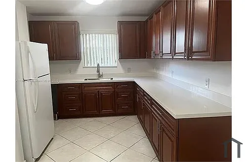 181 NW 47th Ave #8 Photo 1