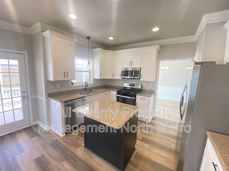 1st image of 1610 Elgaen Place Dr