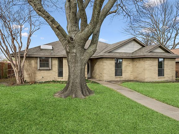 2nd image of 103 Windsor Dr