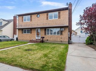 138 Rule St, Franklin Square, NY 11010