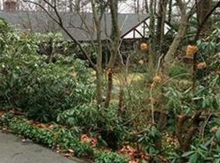 372 Thornton Rd, Englewood, NJ 07631