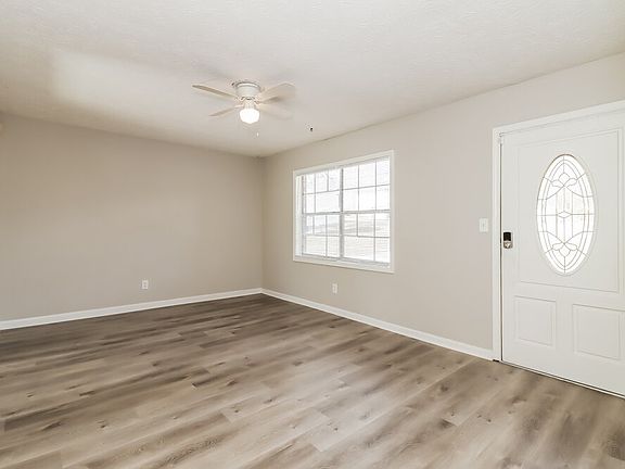 4th image of 2851 Britt Dr
