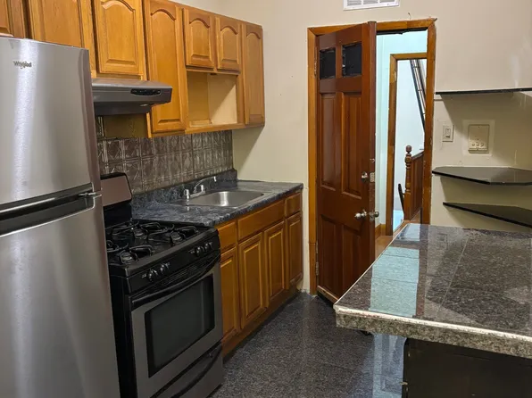 545 Hinsdale Street image 1 of 5