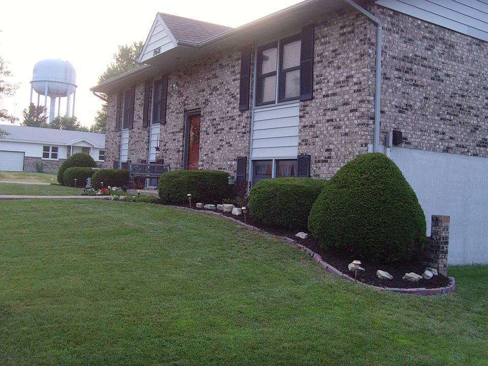 2nd image of 168 Franklin St