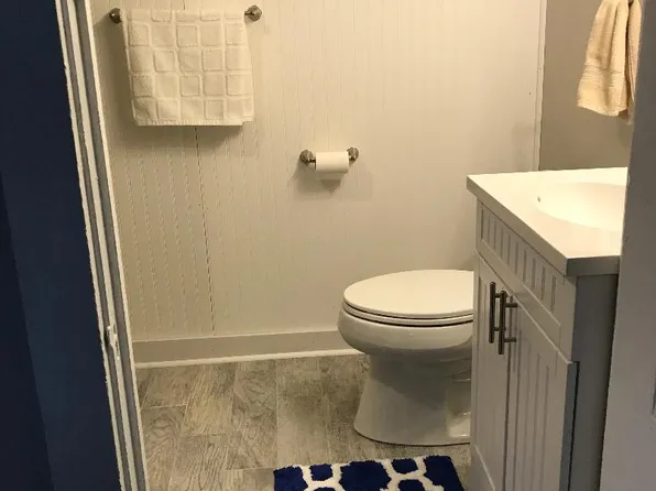 11 Newport Ave APT 3, Newport, RI 02840