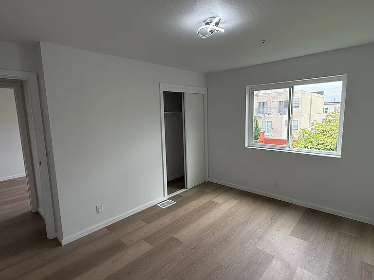 RC - 1630 Oakdale, Ave., San Francisco, CA, 94124 — Photo 38