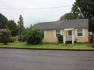 47910 W 1st St, Oakridge, OR