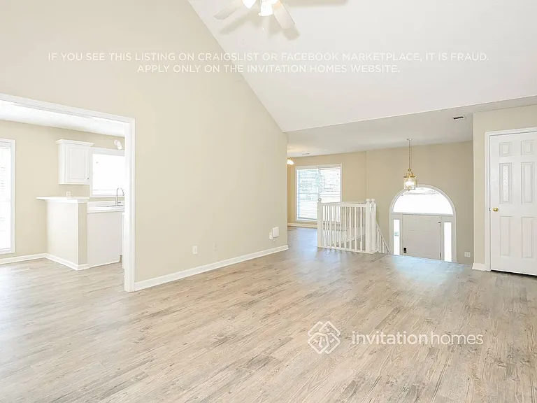 1661 Hampton Walk Dr — Photo 5