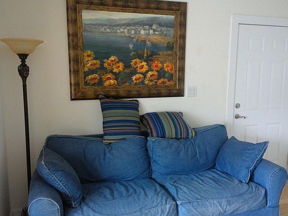 4th image of 307 Adams Ave N #8