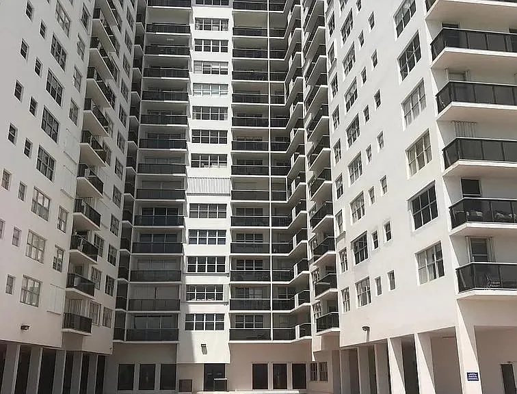6039 Collins Ave #516 — Photo 13