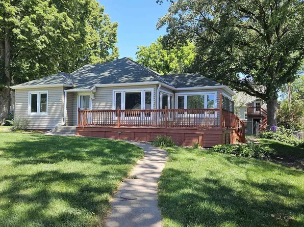 362 W 9th St, Wahoo, NE 68066