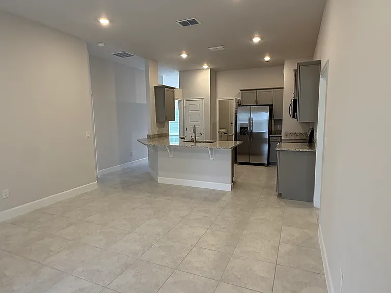 4413 SW 90th Pl — Photo 14