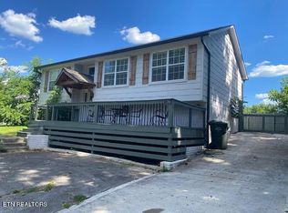 1769 Snapp Rd, Sevierville, TN 37862