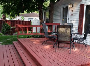 13 Burns Dr, Osseo, MN 55369