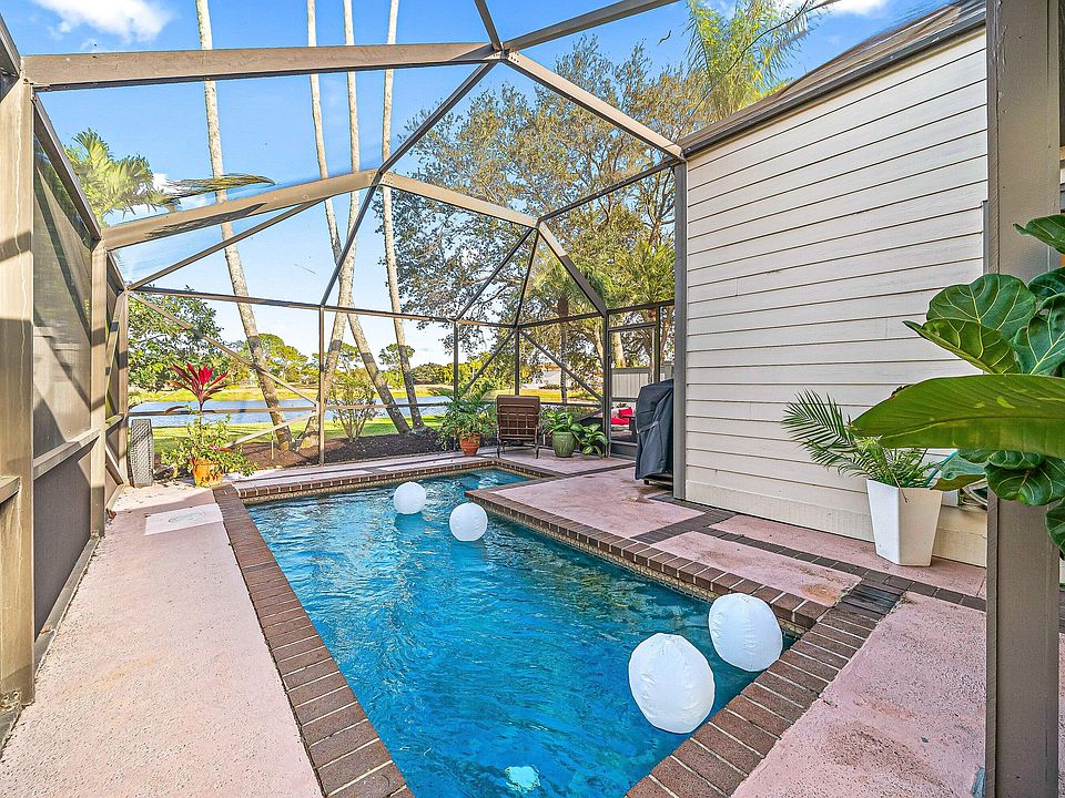 1st image of 2566 Bedford Mews Drive