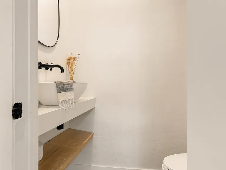 5173 Walsh Way — Photo 3