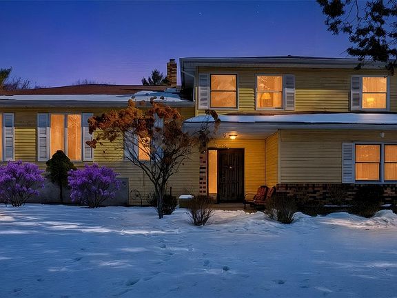 3rd image of 504 Ridge Road