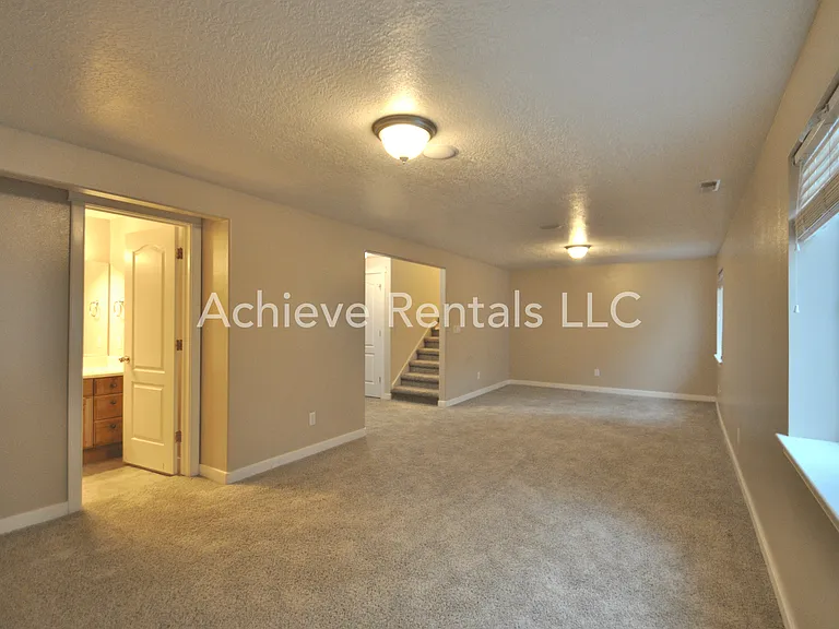 1035 N 130 W #100 — Photo 19