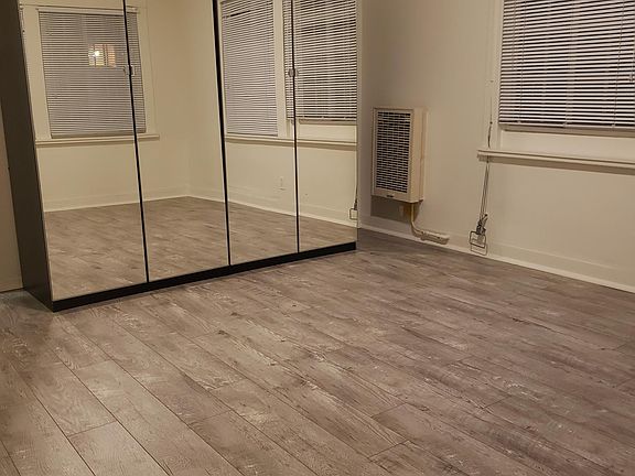 3rd image of 26 Westminster Ave APT 4