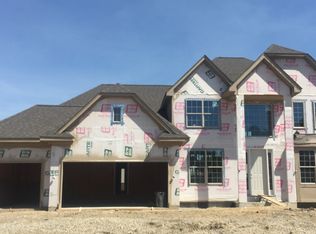 2087 Chaps Dr, Troy, MI 48085