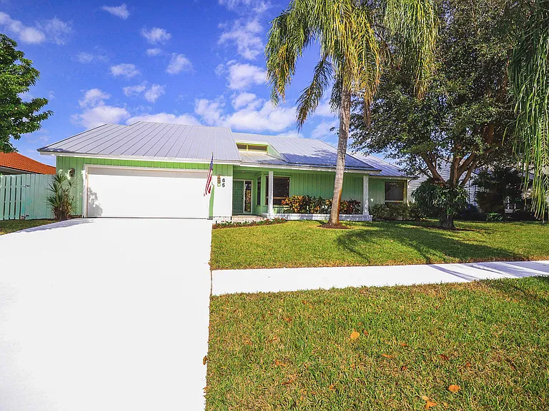 65 Pinehill Trl W #W — Photo 4