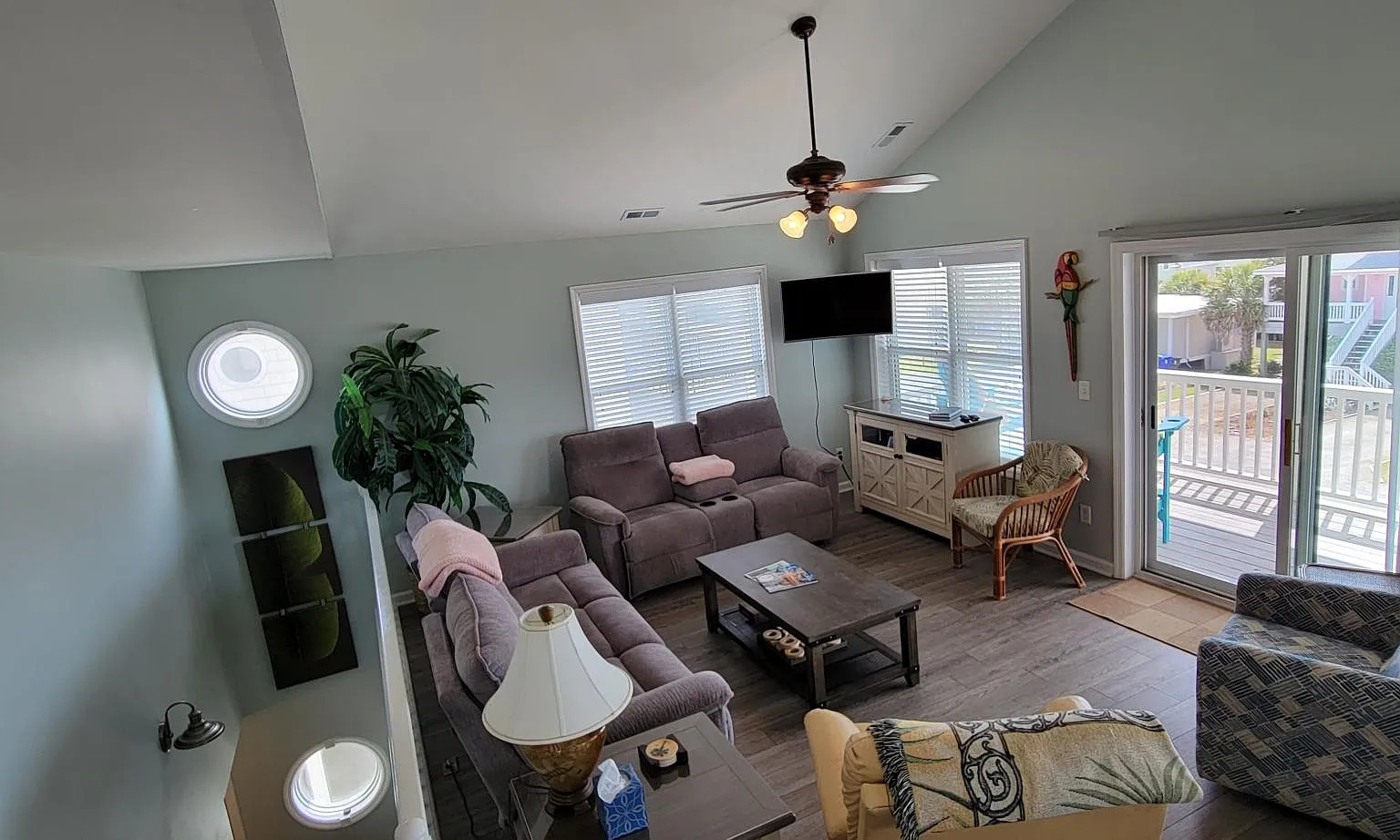 4 bed, 1536 sqft, $3,100 — Photo 4